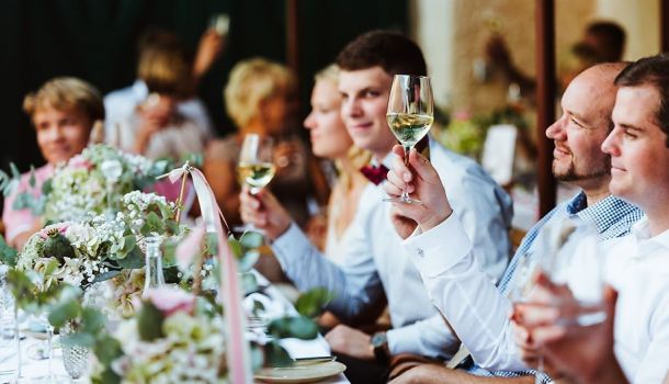 Wie ist eine Hochzeit auf dem Weingut